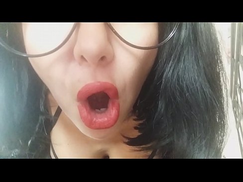 ❤️ Zemer, njerka jote nuk te le te shkosh ne shkolle sot... Kam shume nevoj per ty... ❤ Porno në sq.sexeey.ru